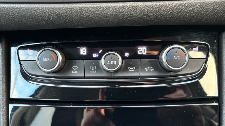 Vauxhall Grandland 1.2 Turbo Ultimate 5dr Petrol Hatchback